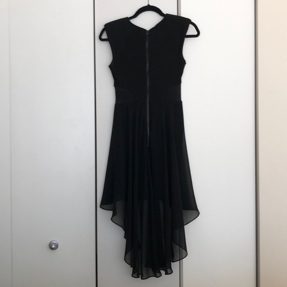 Bebe high-low dress in black - Picture 2 of 6